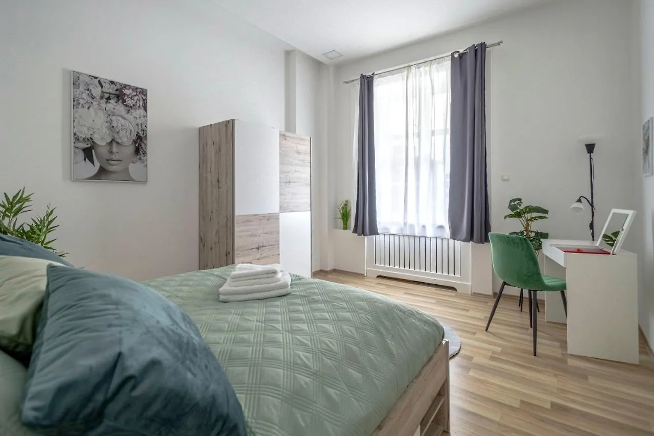 Chameleon Apartment Budapest Hungría